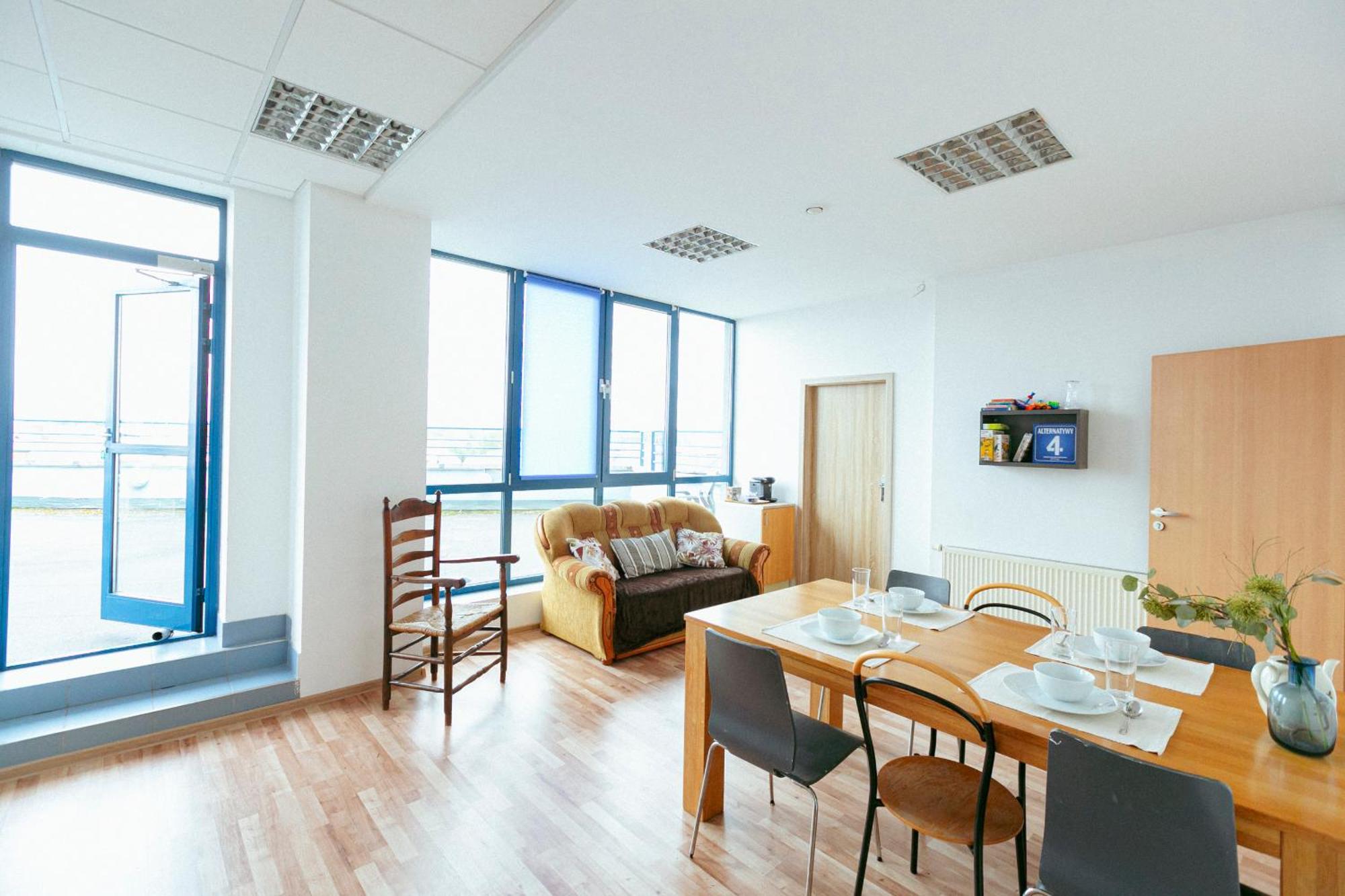 Hostel Metro Kabaty Warszawa Zewnętrze zdjęcie