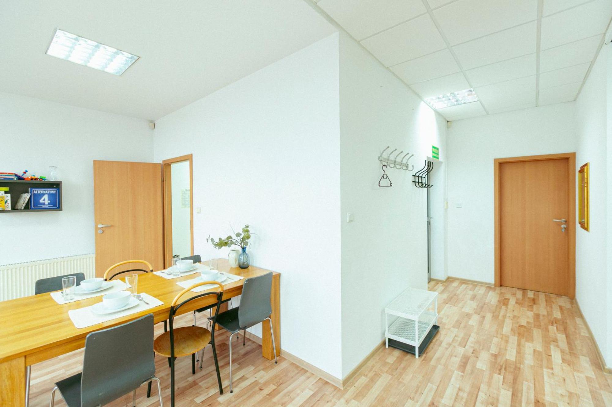 Hostel Metro Kabaty Warszawa Zewnętrze zdjęcie