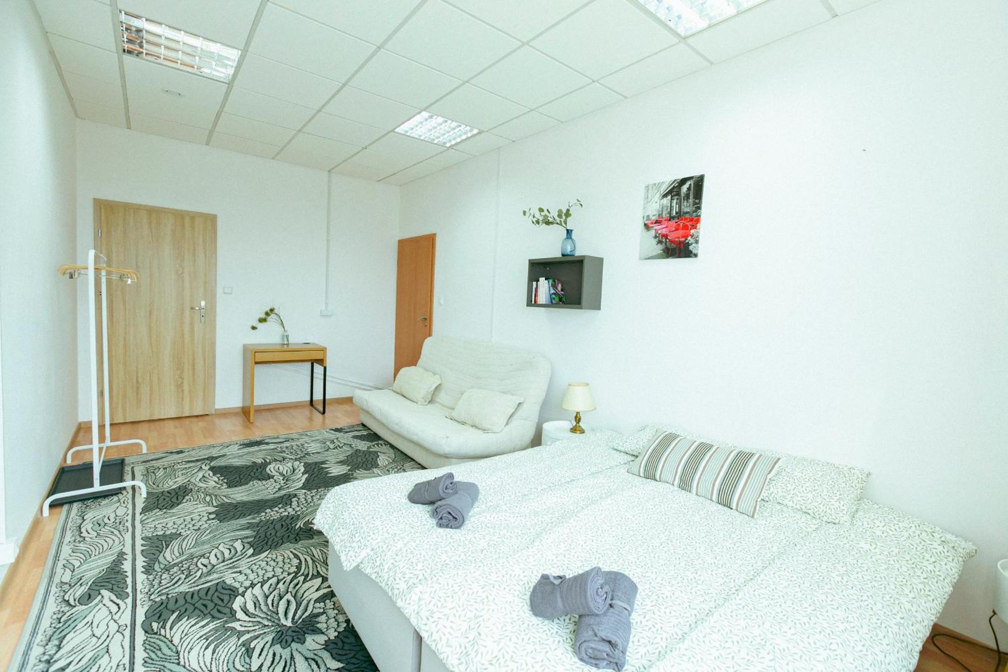 Hostel Metro Kabaty Warszawa Zewnętrze zdjęcie