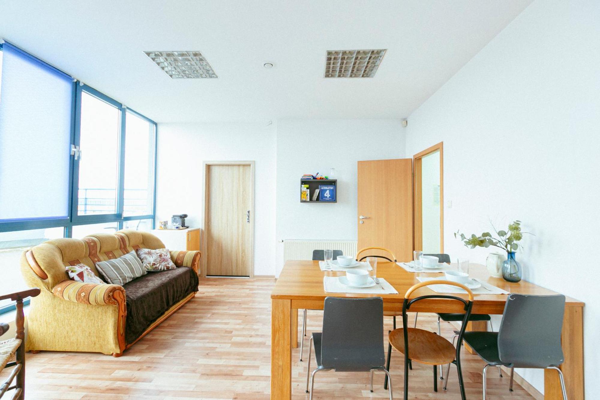 Hostel Metro Kabaty Warszawa Zewnętrze zdjęcie