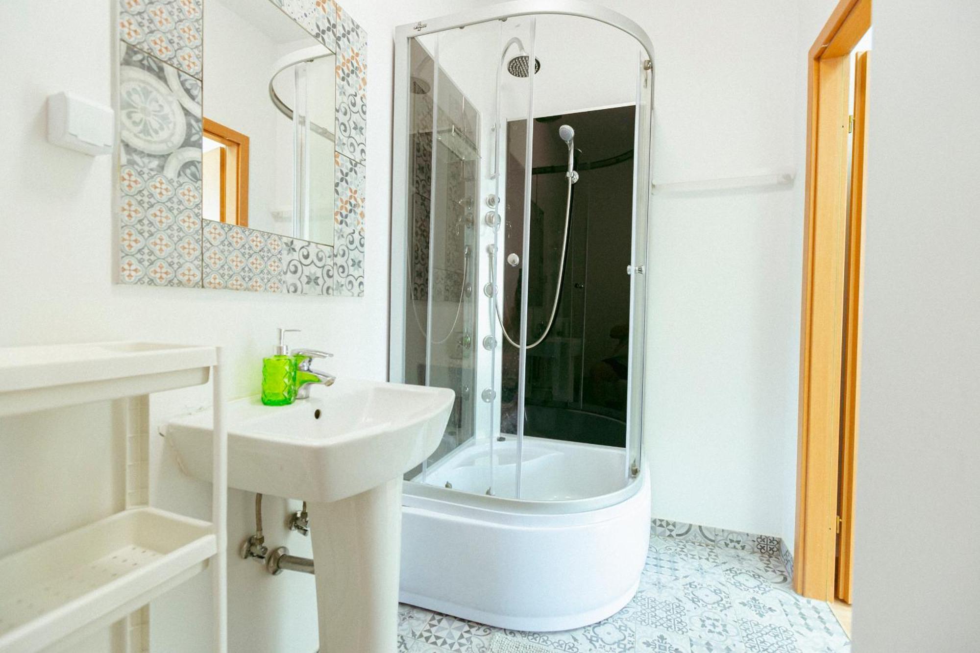Hostel Metro Kabaty Warszawa Zewnętrze zdjęcie