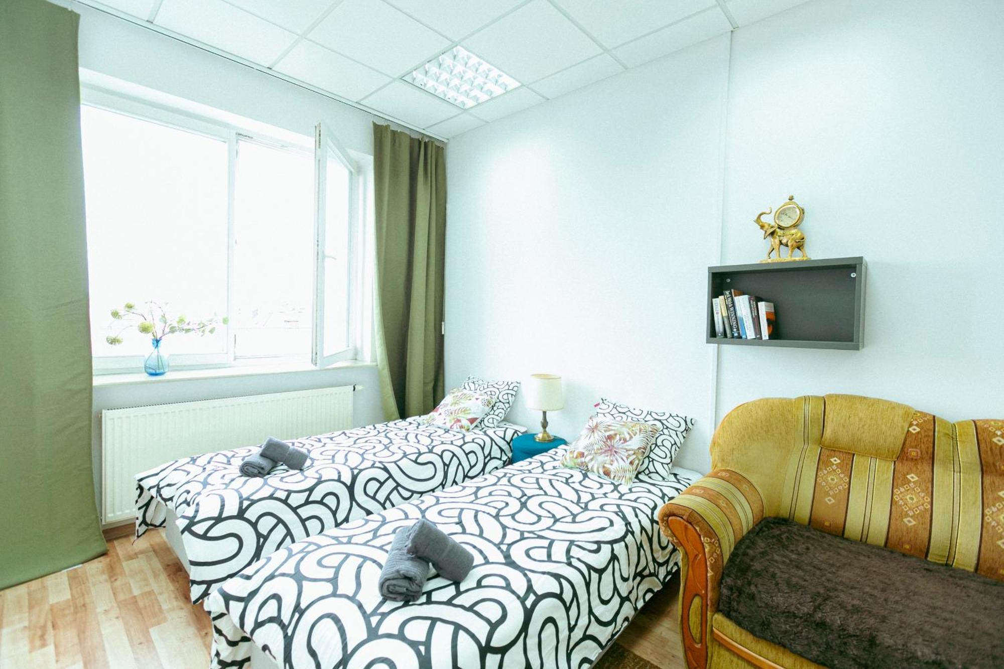 Hostel Metro Kabaty Warszawa Zewnętrze zdjęcie